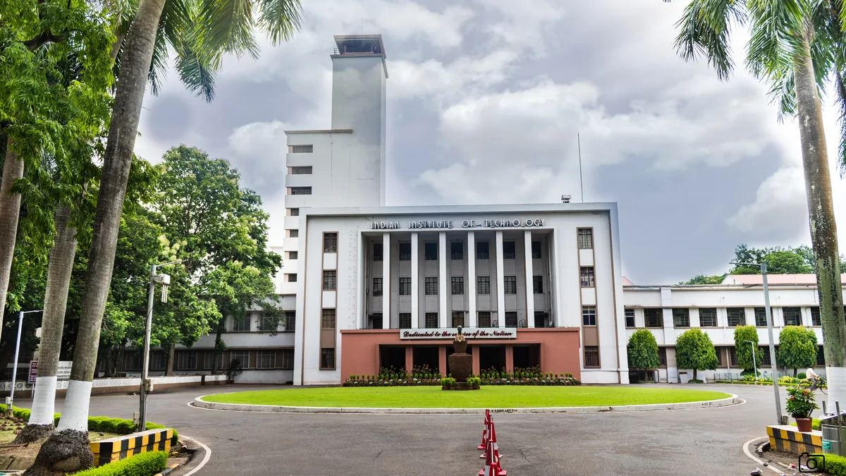The main building of IIT Kharagpur, the institute conducting JAM 2027