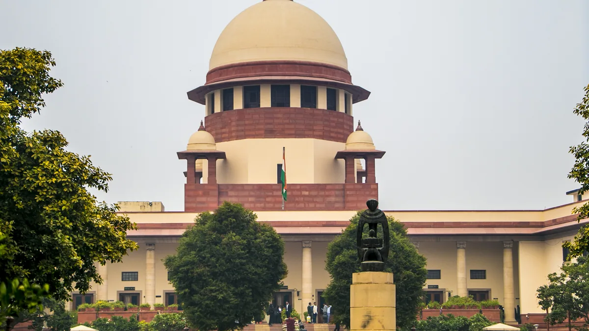The Supreme Court of India, New Delhi. A bench of the court has directed the UGC and other regulators to issue public advisories warning students against unverified institutions.