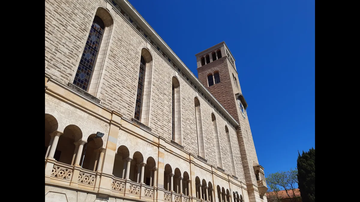 Winthrop Hall at the University of Western Australia's Crawley campus in Perth. The university's second India campus, in Chennai, starts classes on October 19. (Representative image)