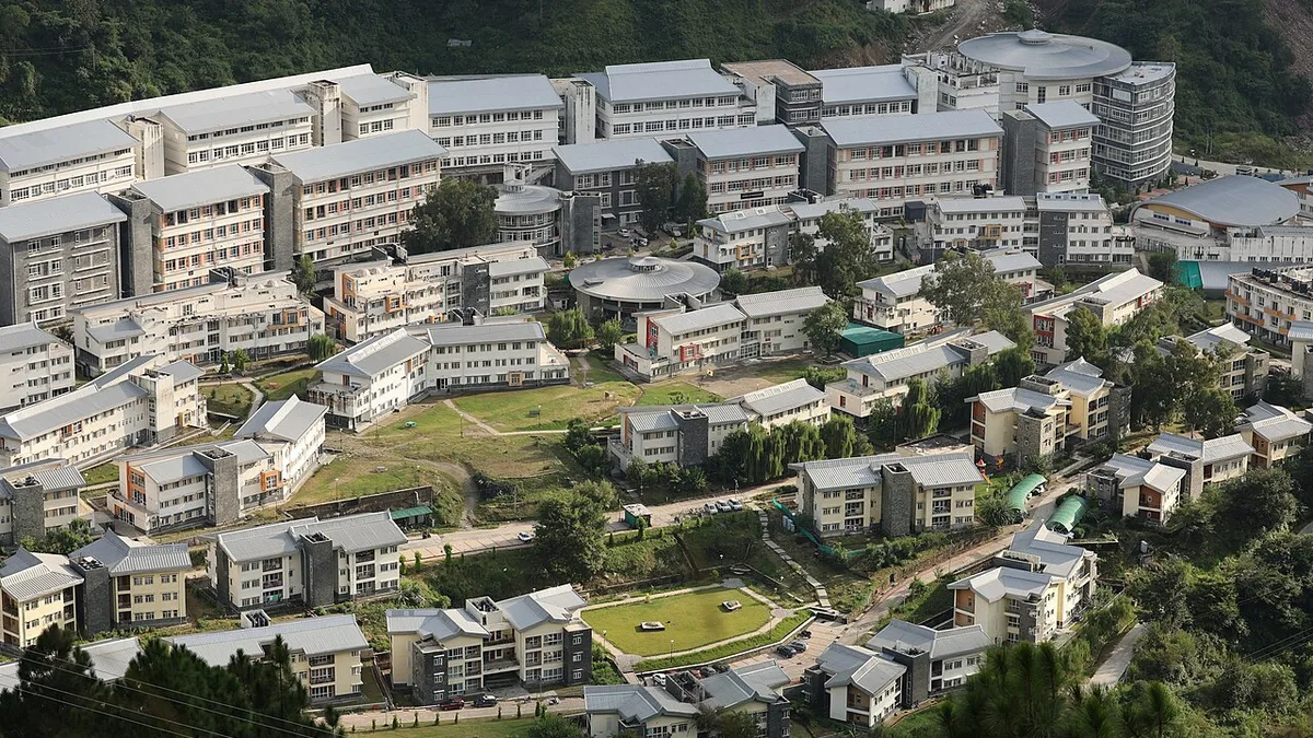Indian Institute of Technology Mandi campus